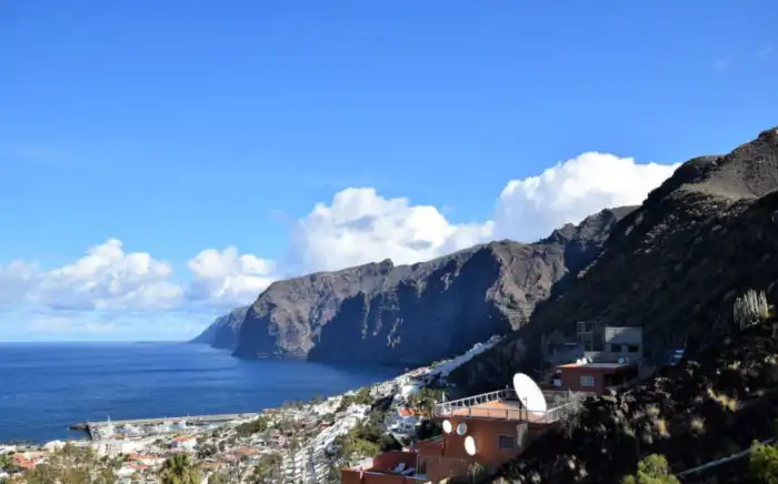 panoramica desde los acantilados-de-los-gigantes