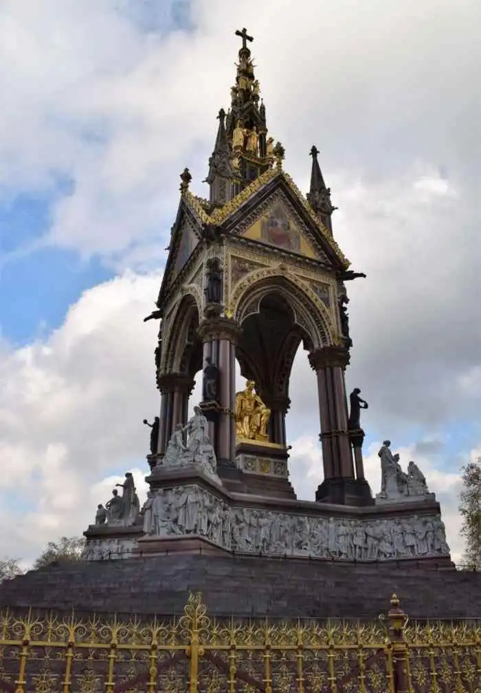 albert-memorial en high park
