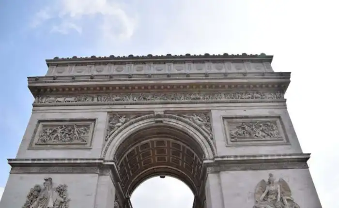 free tour arco del triunfo