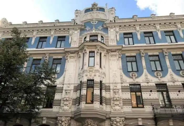 edificio art-noveau-en-riga