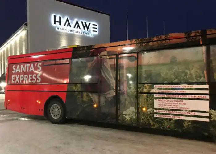 autobus-santa-express para ir a santa claus village