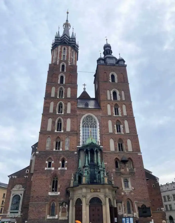 basilica santa maria iglesia muy interesante de ver en cracovia