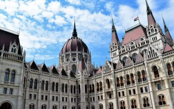 lo mas interesante de budapest