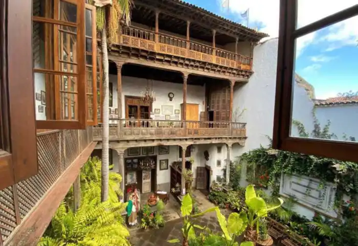 interior casa de los balcones para ver en la orotava