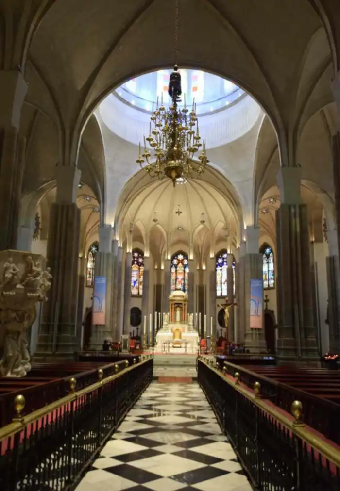 interior de la catedral-de-la-laguna sitio que ver en san cristobal de la laguna