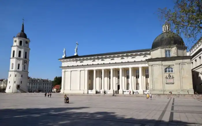 entrada catedral de vilnius
