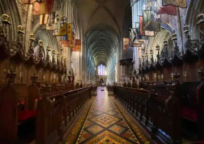 interior bonita catedral san patricio que ver en dublin