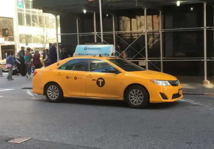 como ir en taxi a nueva york