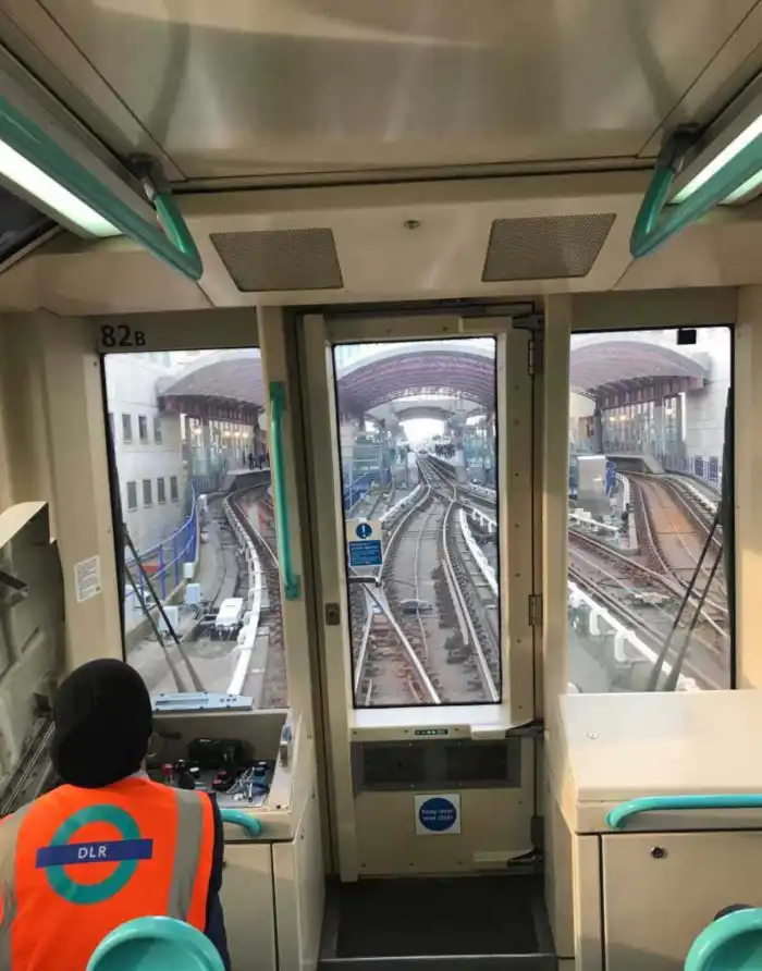 transporte dlr en greenwich