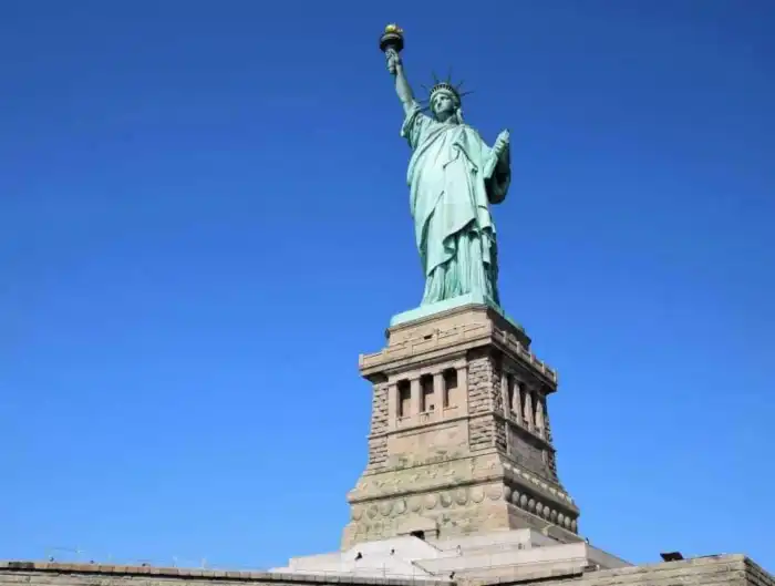 imagen de la estatua de la libertad