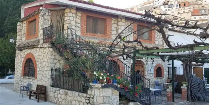 fogones el chato para comer bien en alcala del jucar
