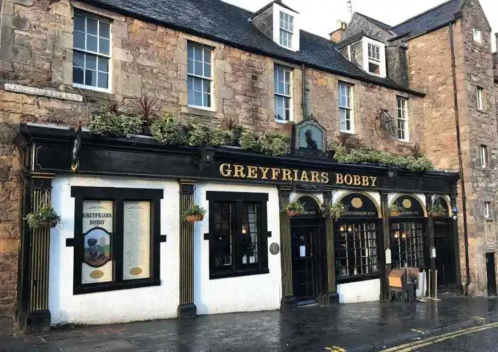 exterior pub greyfriars bobby