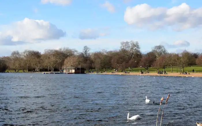 lago hyde-park