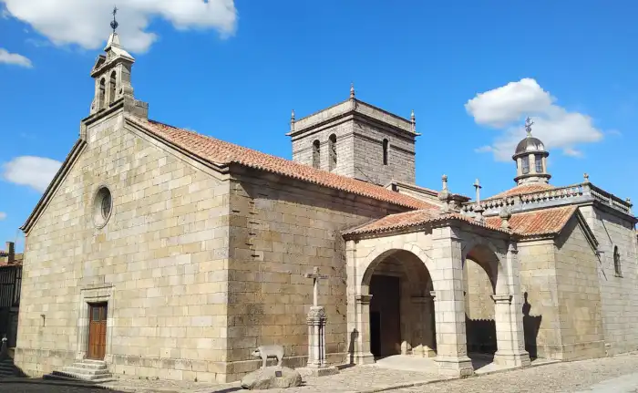 exterior iglesia de la asuncion