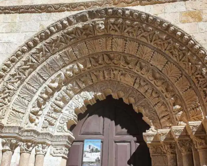 parte de fuera de la iglesia de santa maria magdalena