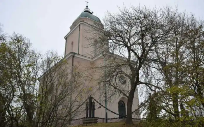 iglesia para ver en suomenlinna