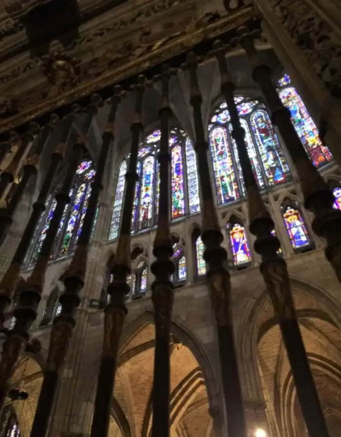 interior de la catedral de leon
