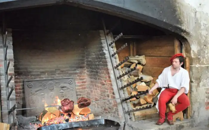 la-gran-cocina-en-el-palacio-de-enrique-viii hampton court