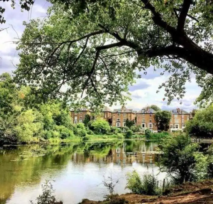 lago en hampstead heath