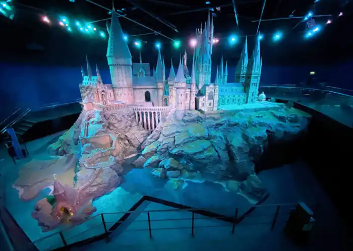vista general maqueta castillo de hogwarts