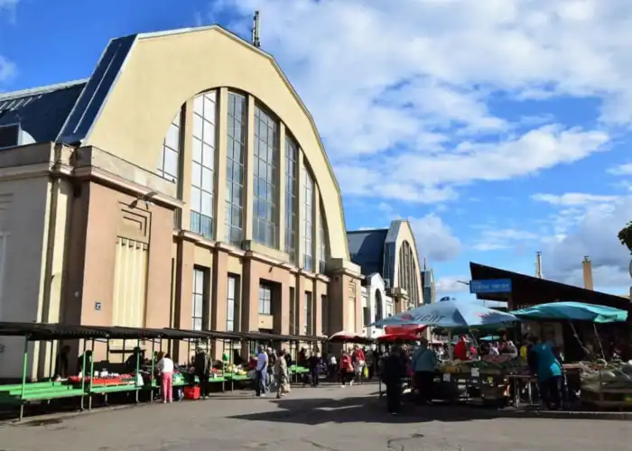 exteriores del mercado-central-de-riga