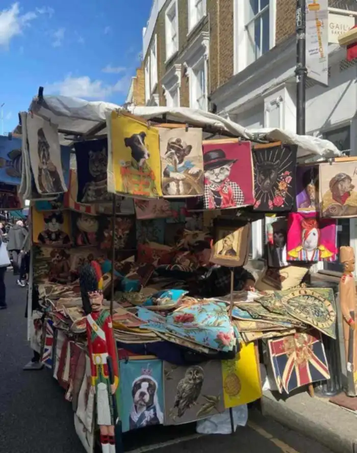 mercado de notting hill interesante sitio para ver en londres durante tu viaje de cuatro dias