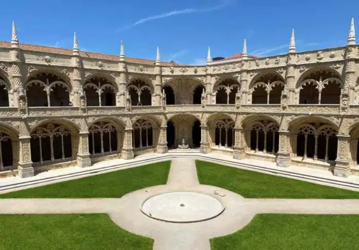 monasterio de los jeronimos en belem que no debes dejar de ver