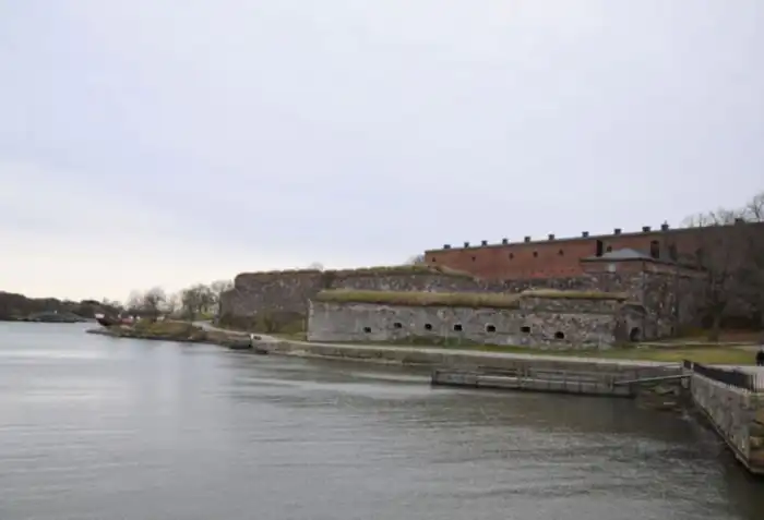 muelle de la bahia de la artilleria