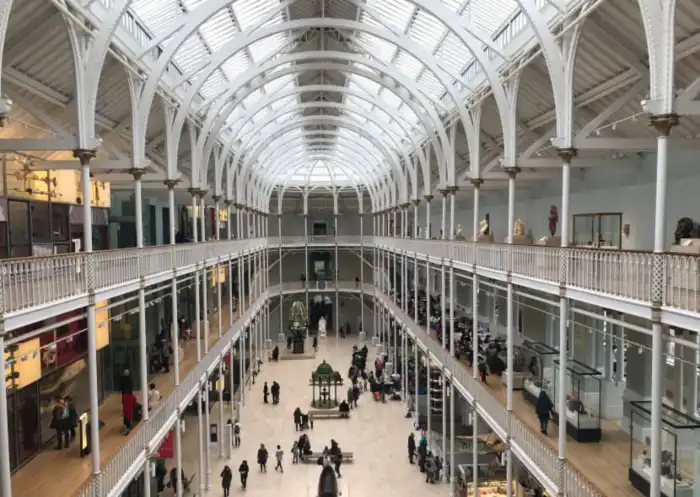 panoramica museo nacional de escocia en edimburgo