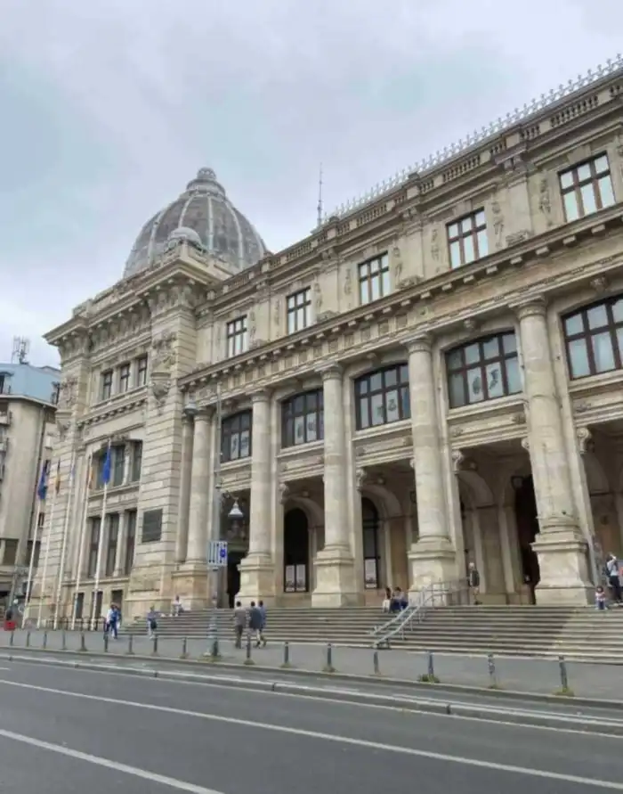 museo nacional de historia de rumania en la ciudad de bucarest