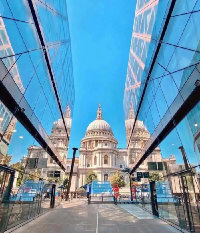 one new change mirador en londres