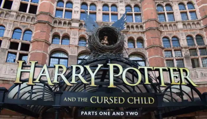 palace-theatre donde hay representaciones de harry potter