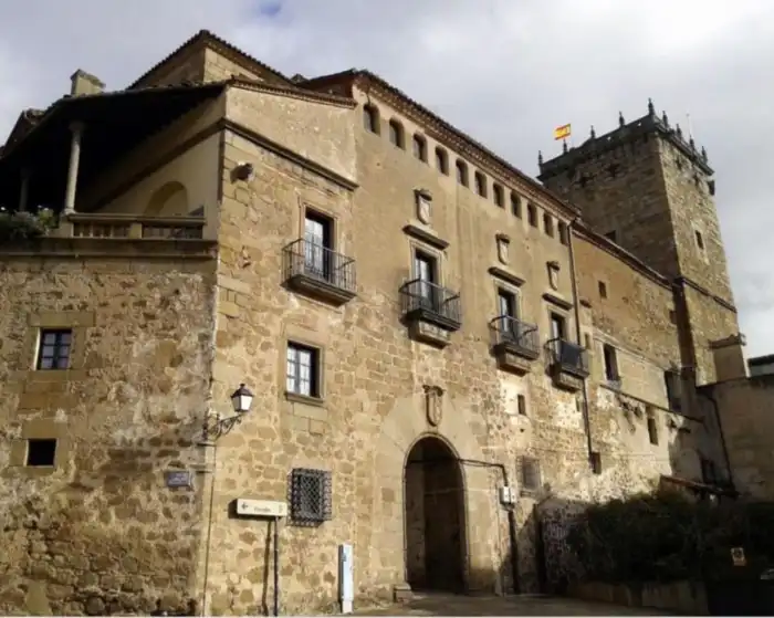 palacio mirabel plasencia