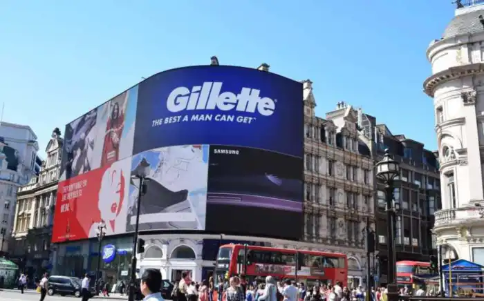 piccadilly zona muy turistica que hay que ver en londres