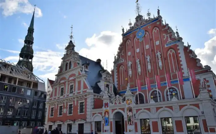 plaza del ayuntamiento-riga