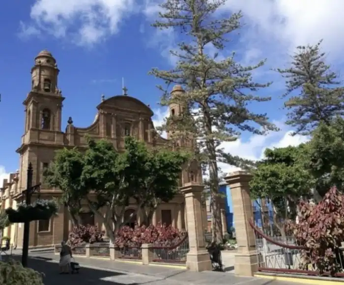 plaza galdar en la isla de gran canaria
