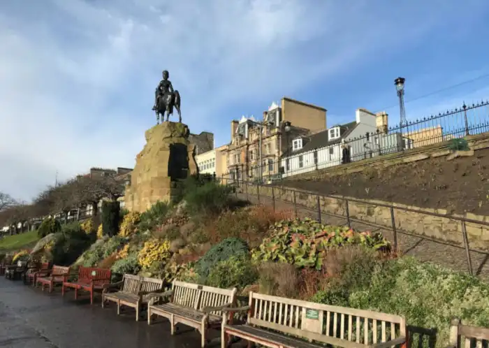 princess street gardens parque publico en edimburgo