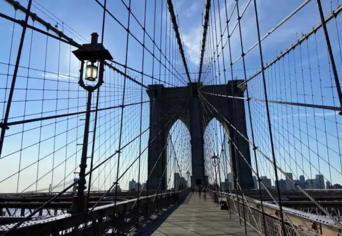 puente de brooklyn en la ciudad de nueva york
