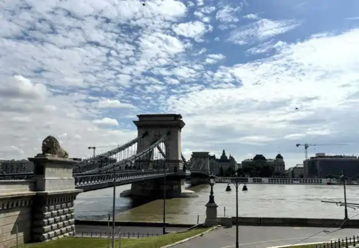 puente de las cadenas budapest
