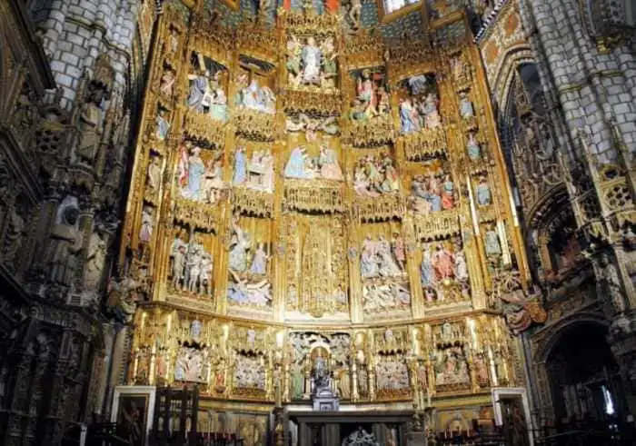 catedral de santa maria de toledo por dentro