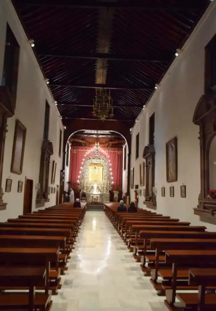 interior del santuario-del-santisimo-cristo-de-la-laguna