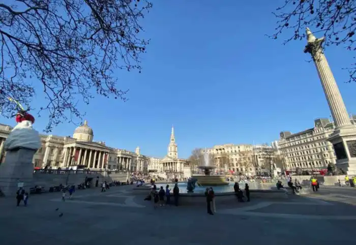 imagen frontal plaza trafalgar