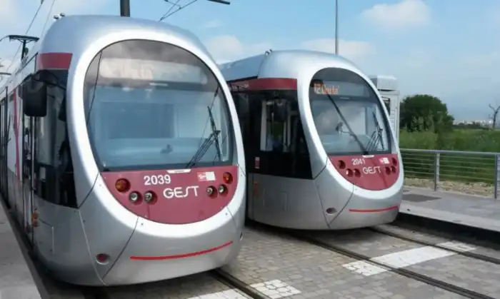 tranvia hacia florencia desde aeropuerto