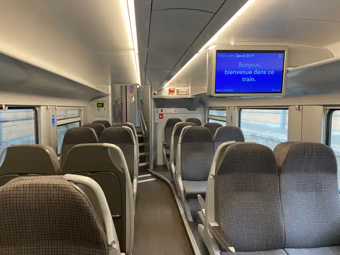 tren para el centro de bruselas