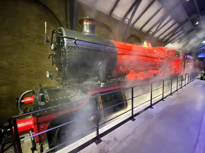 tren hogwarts express echando humo