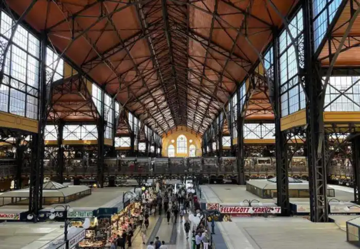 interior mercado central