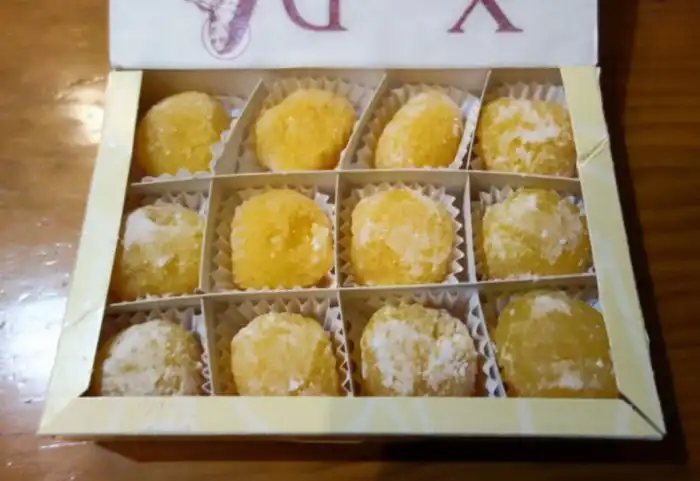 imagen caja de yemas de santa teresa