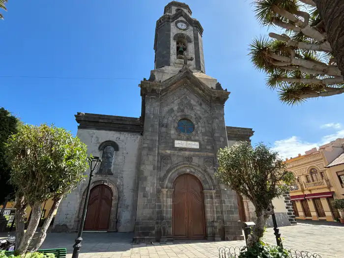 iglesia nuestra senora de la pena de francia