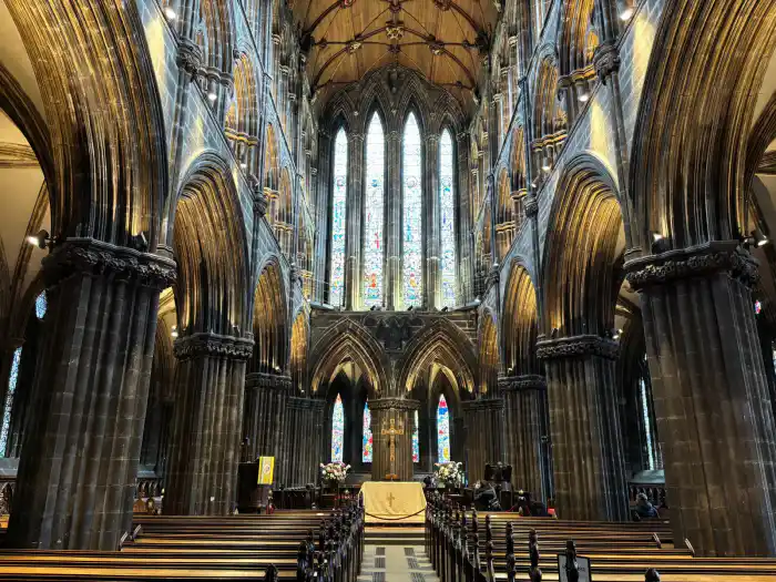interior catedral de glasgow o catedral de san mungo