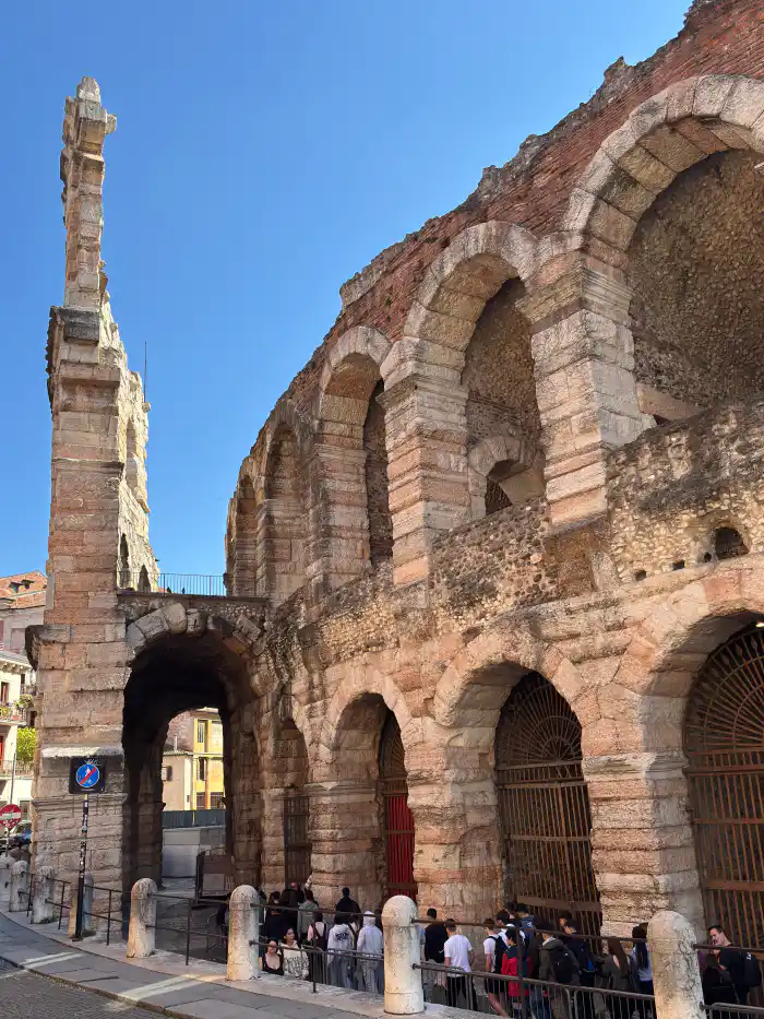 arena de verona imprescindible en un viaje de milan en cuatro dias